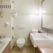 Campanile Val de France