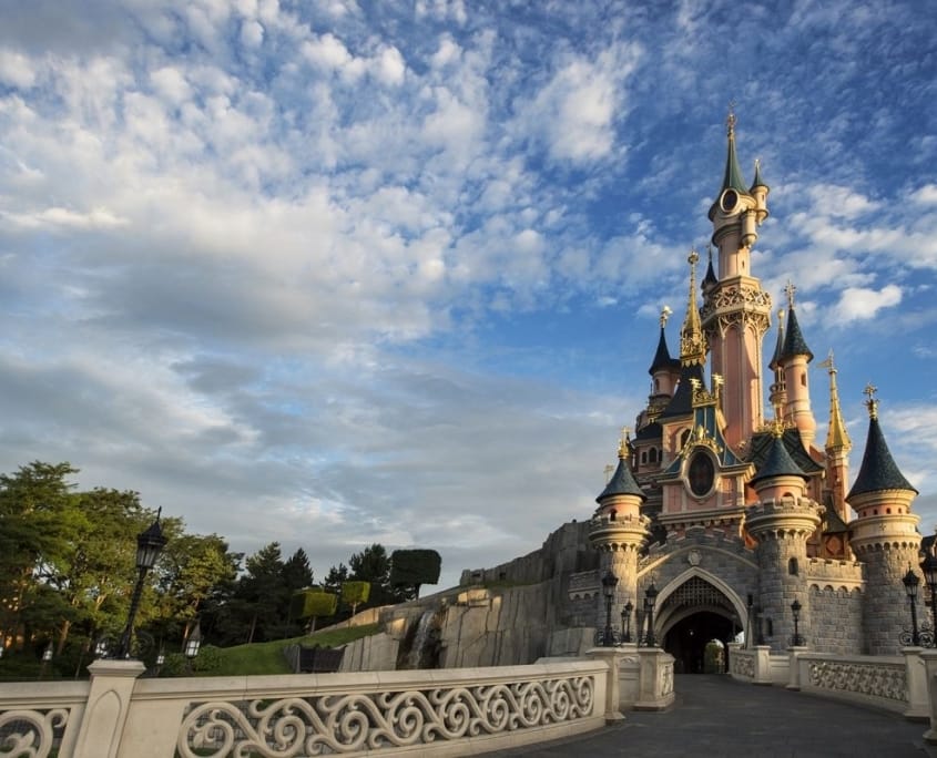 Met de trein naar Disneyland Parijs