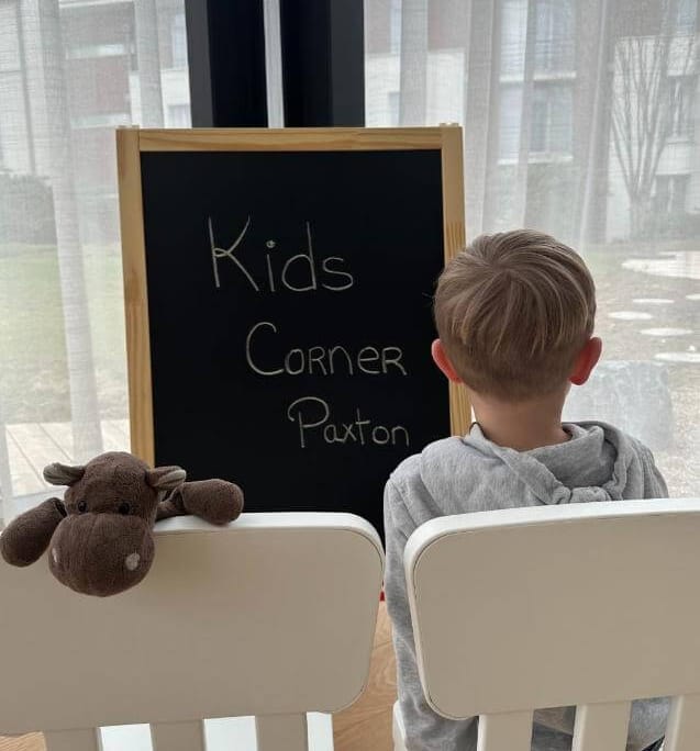 Paxton Paris MLV Paxton Paris MLV