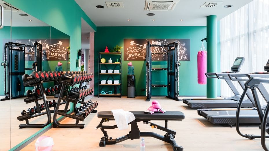 Moxy Paris Val d'Europe Moxy Paris Val d'Europe